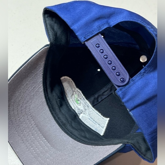 Seattle Seahawks Matt Hasselbeck Authentic Signed Official Hat Size Small/Medium - Picture 8 of 8